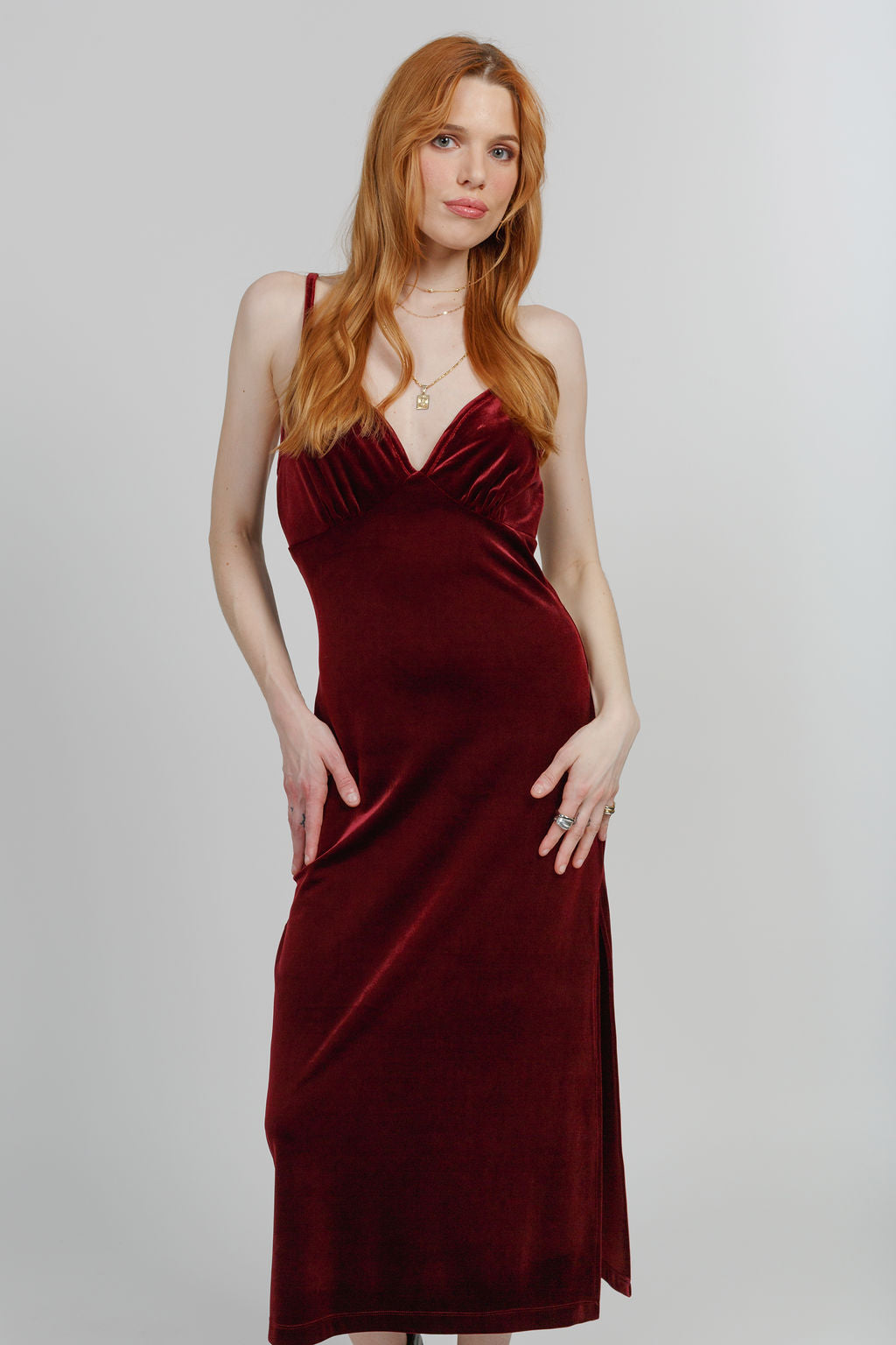 knee length dresses for ladies Burgundy Velvet V-Neck Bridesmaid Dress Sheath Midi