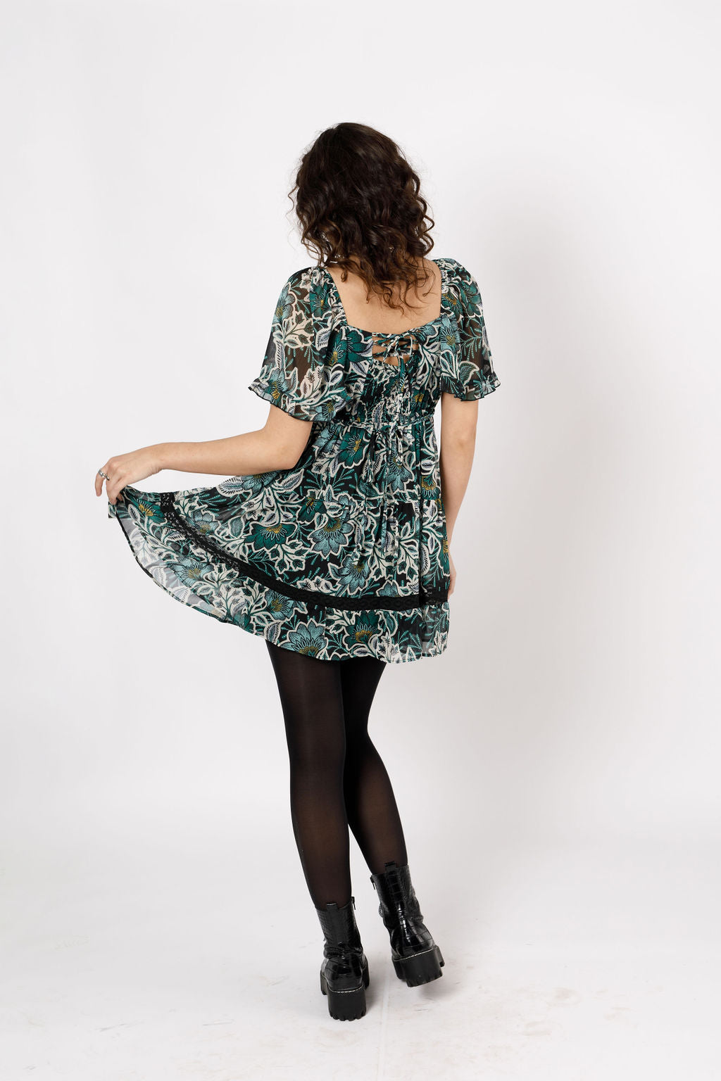 Emerald Green Floral Short Dress Maisie Emerald Floral Mini Dress BLACK/ EMERALD M Emerald Green Floral Short Dress Maisie Emerald Floral Mini Dress BLACK/ EMERALD M