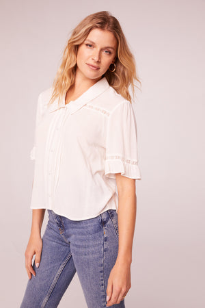 Daydream Ivory Collared Short Sleeve Top