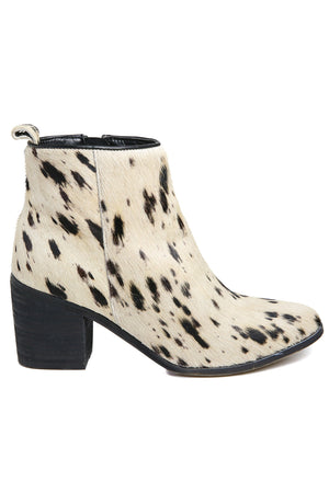 Rodeo Spotted Off-White Cowhair Boots Side